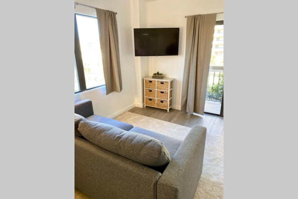 Modern Studio On I-Drive: Parking + Pool Included Orlando Kültér fotó
